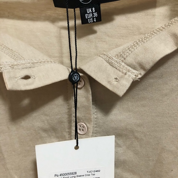 Crop top - Picture 2 of 3